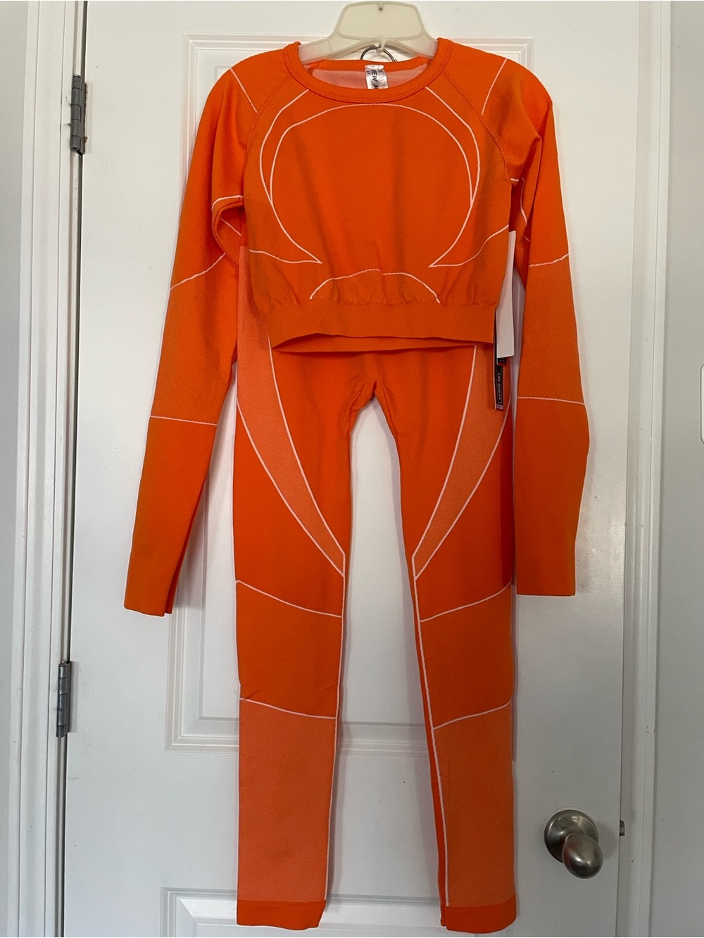 New Mix Vibrant Tangerine Workout Set Size L-LX Active Wear Athleisure Exercise